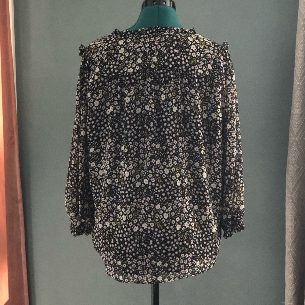 Loft Blouse - Picture 2 of 6